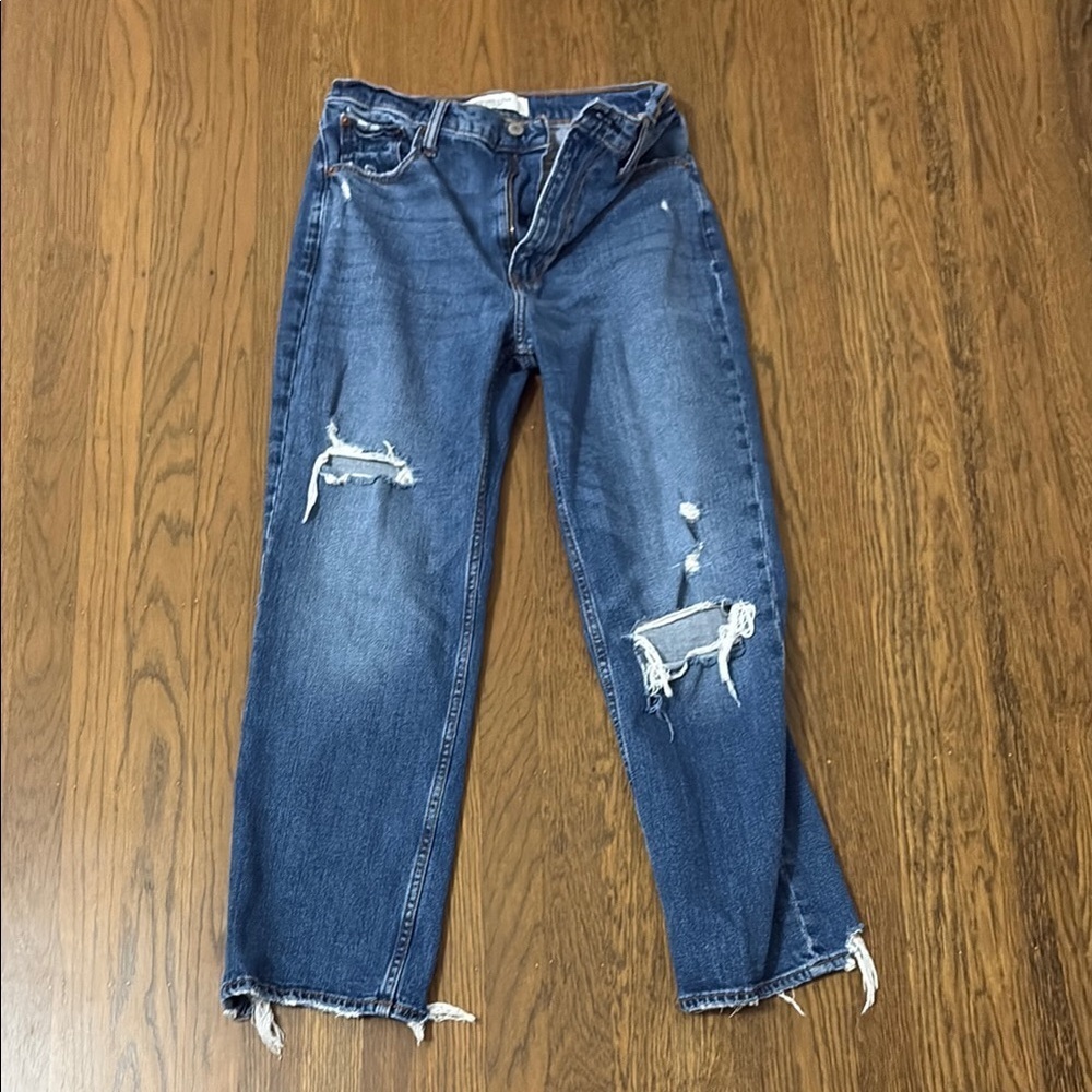 Abercrombie & fitch the ankle straight ultra high rise size 27/4